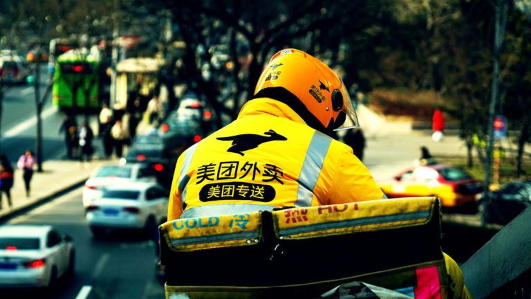 美团的2026：在亏损中加固护城河，本地生活进入系统能力决战期